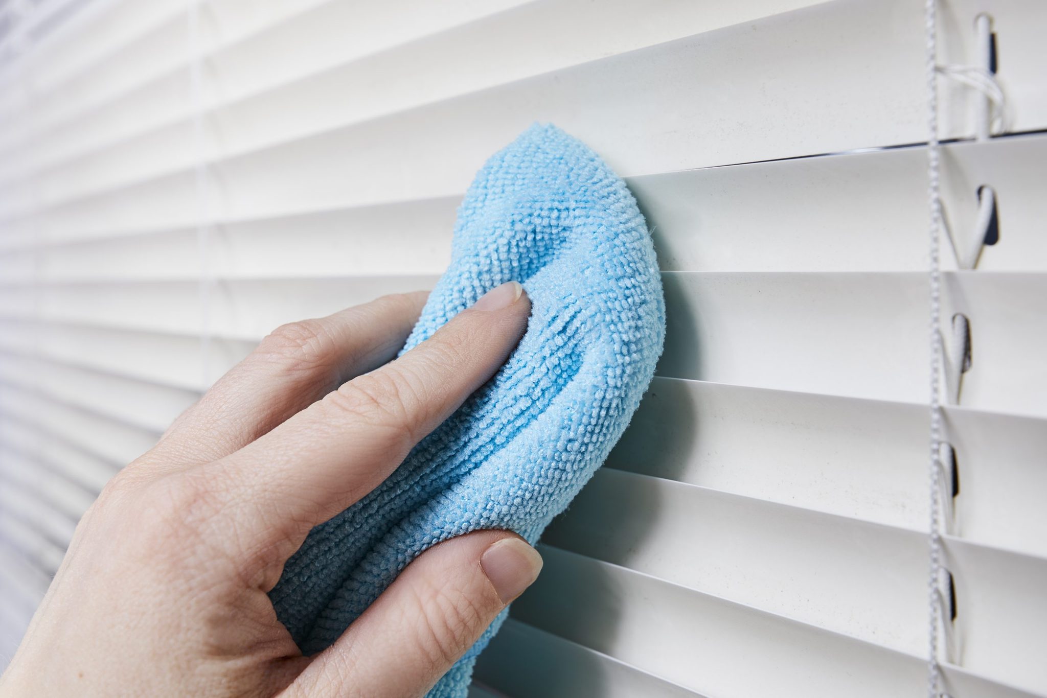 How to Clean Blinds — Easiest Ways to Clean Blinds