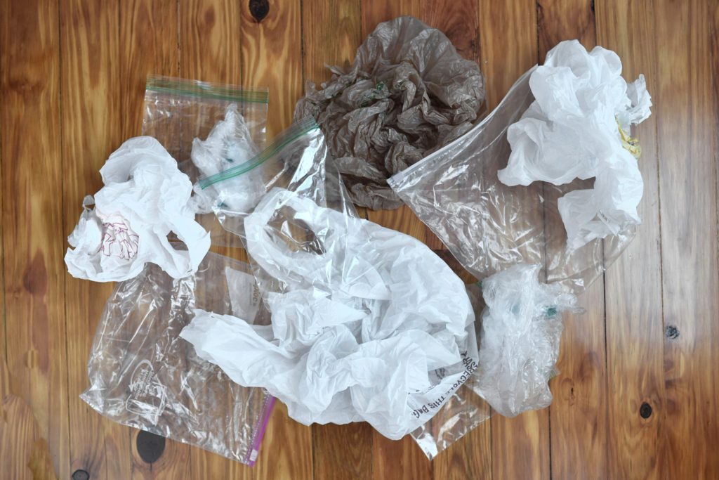 6 Clever Uses for Plastic Sandwich Baggies