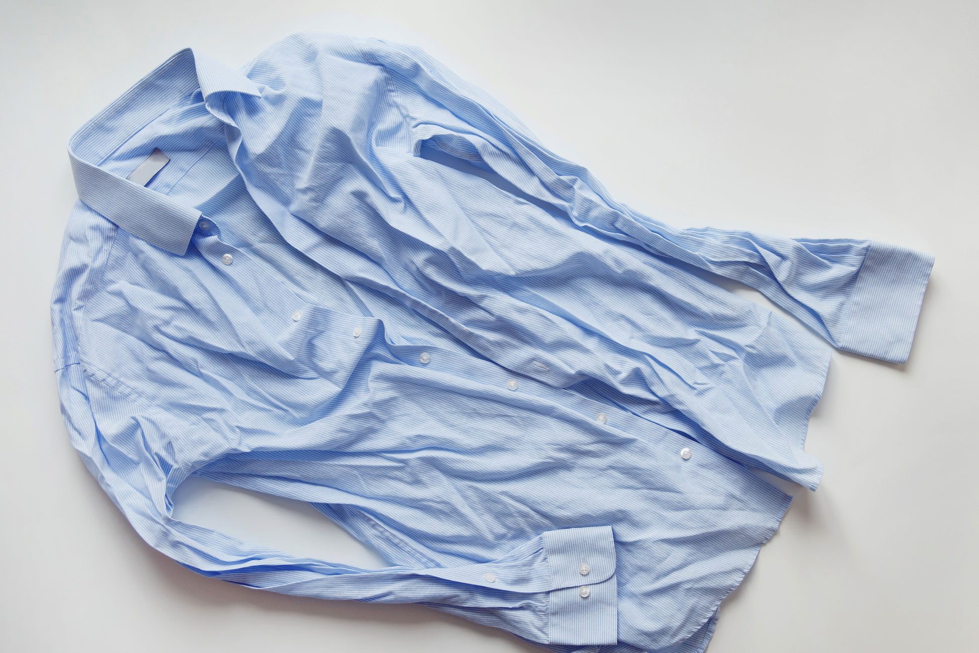 10 Surprising Ways to Get Wrinkles Out of Clothes Without an Iron