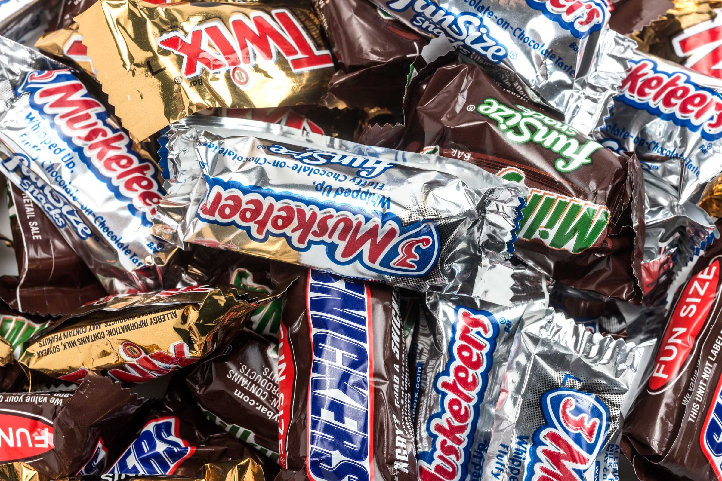 halloween-candy-facts-you-never-knew-reader-s-digest