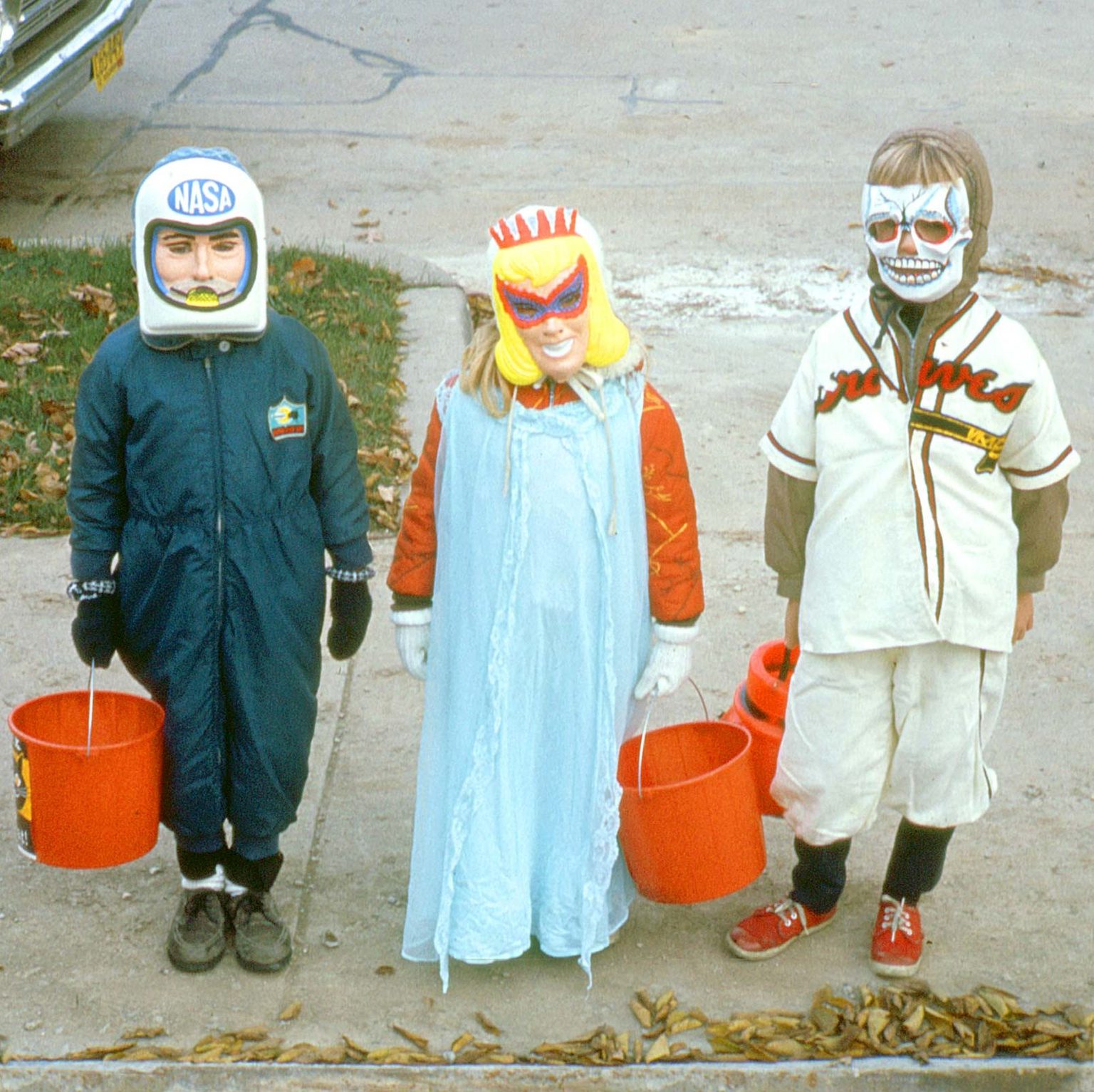40 Best Vintage Halloween Costumes For 2021 Readers Digest 6299