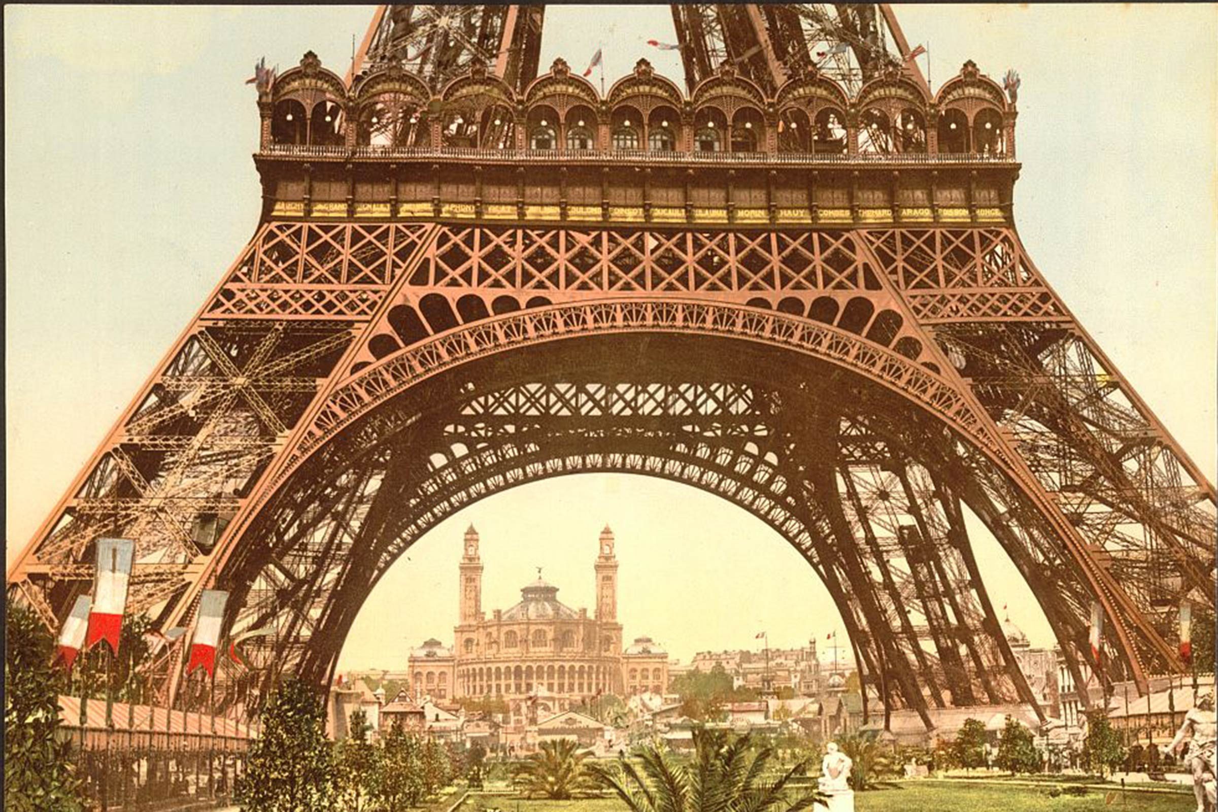 The Eiffel Tower: facts, history, construction, secrets - We Build Value