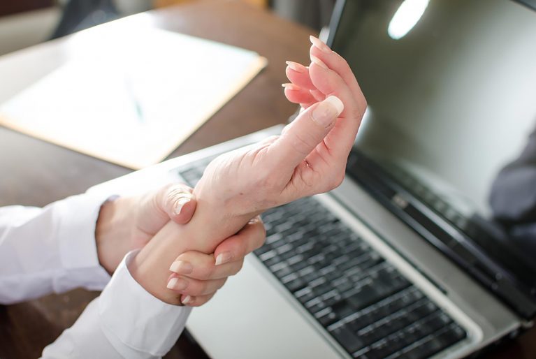 Home Remedies for Carpal Tunnel Treatment | Reader's Digest