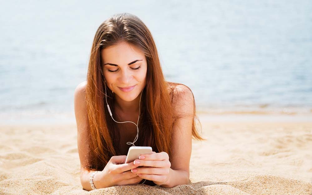 How to Protect Your Phone At the Beach | Reader's Digest