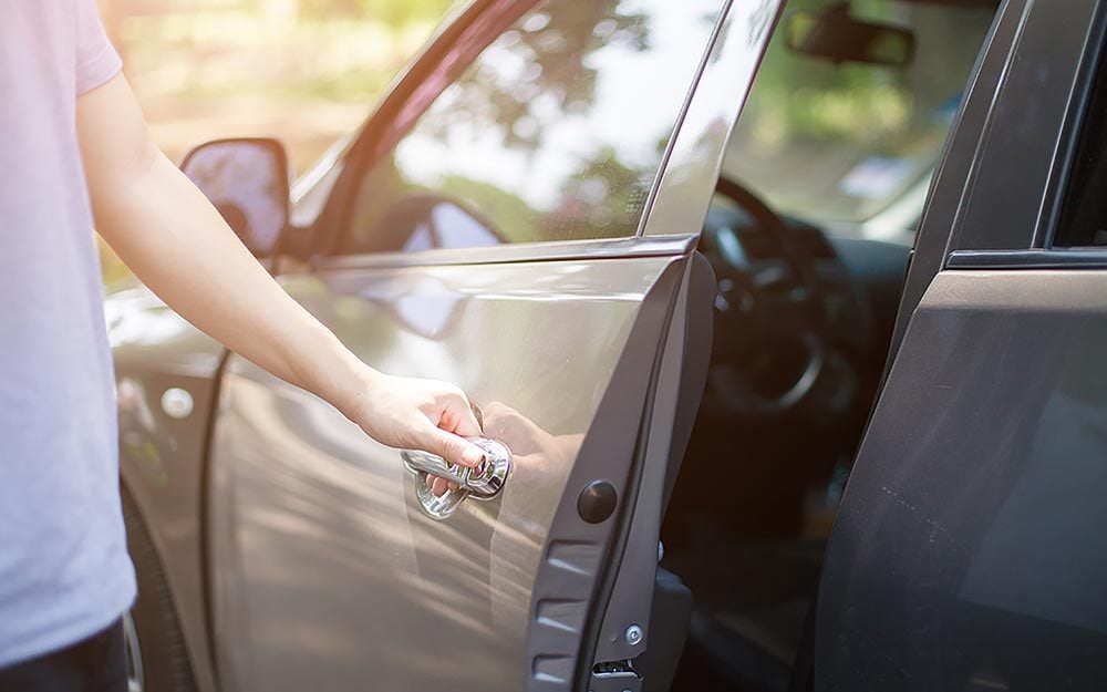 Here’s How to Unlock a Car Door Without Your Keys Reader