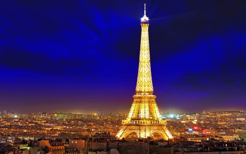 This Is How Much It Costs to Light the Eiffel Tower Every Day | Reader