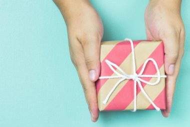 8 Times You Should Send a Handwritten Thank You Note | Reader's Digest