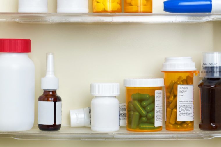 How To Store AND Make Your Vitamins Look Good On Your Kitchen