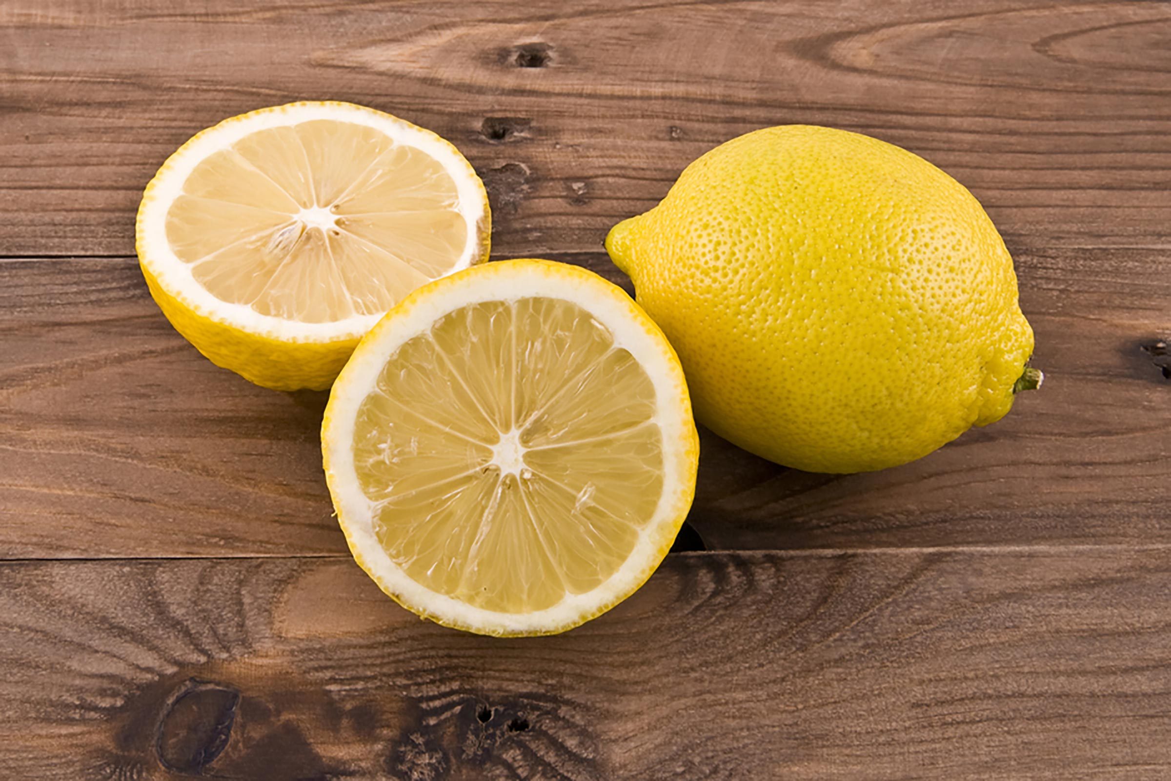 9 Health Benefits of Lemons - University Health News