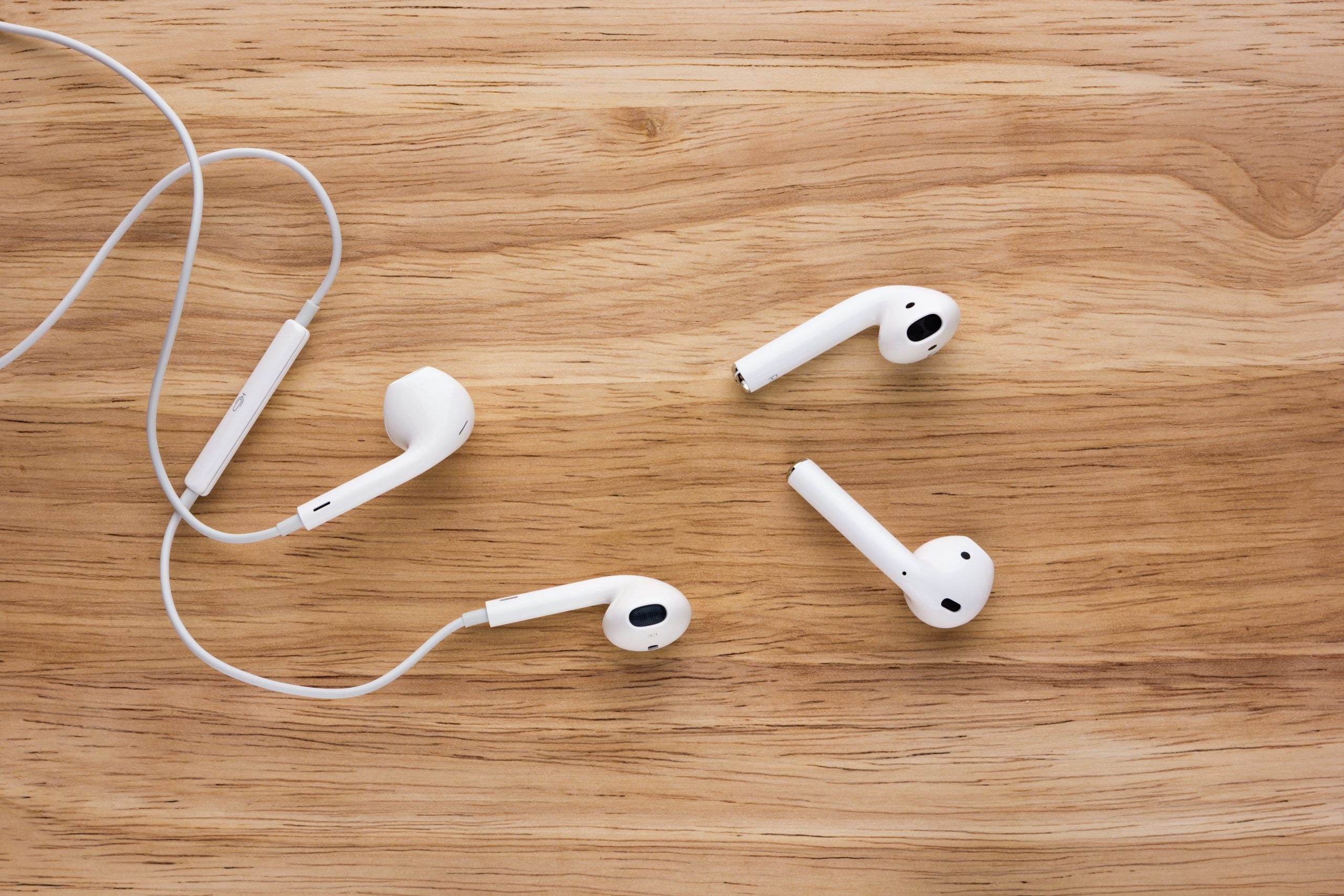 Things You Didn't Know Your EarPods AirPods Could Do | Reader's Digest