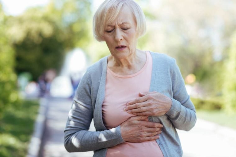 What To Do If Youre Having A Heart Attack The Healthy