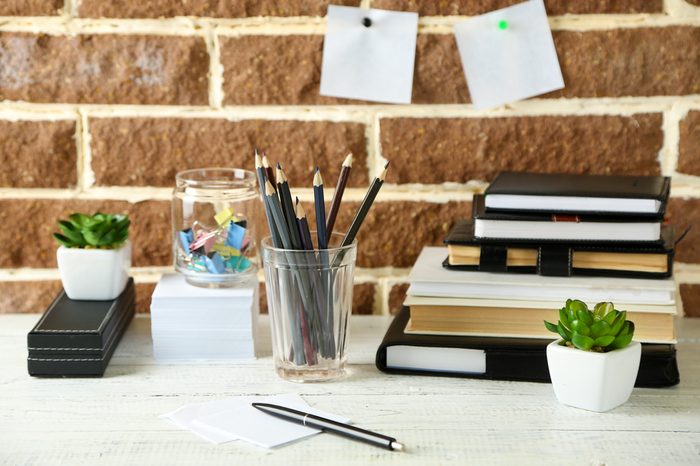 12 Things on Your Work Desk That Are Making You Look Unprofessional