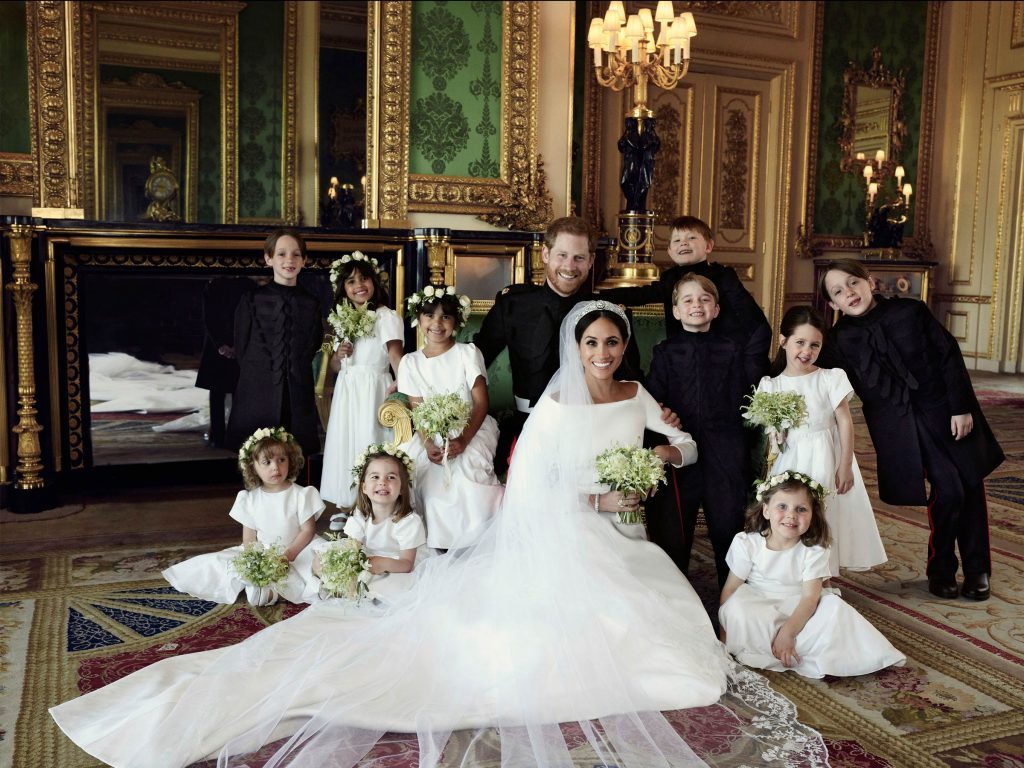 02-royal-wedding-official-photos-Alexi-Lubomirski-AP-REX-Shutterstock