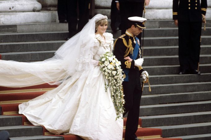 The Truth About Queen Elizabeth II and Princess Diana’s Relationship ...