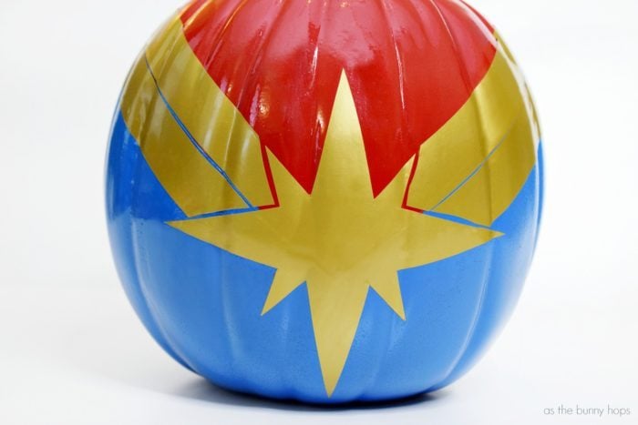 Captain-Marvel-Halloween-Pumpkin-700x467