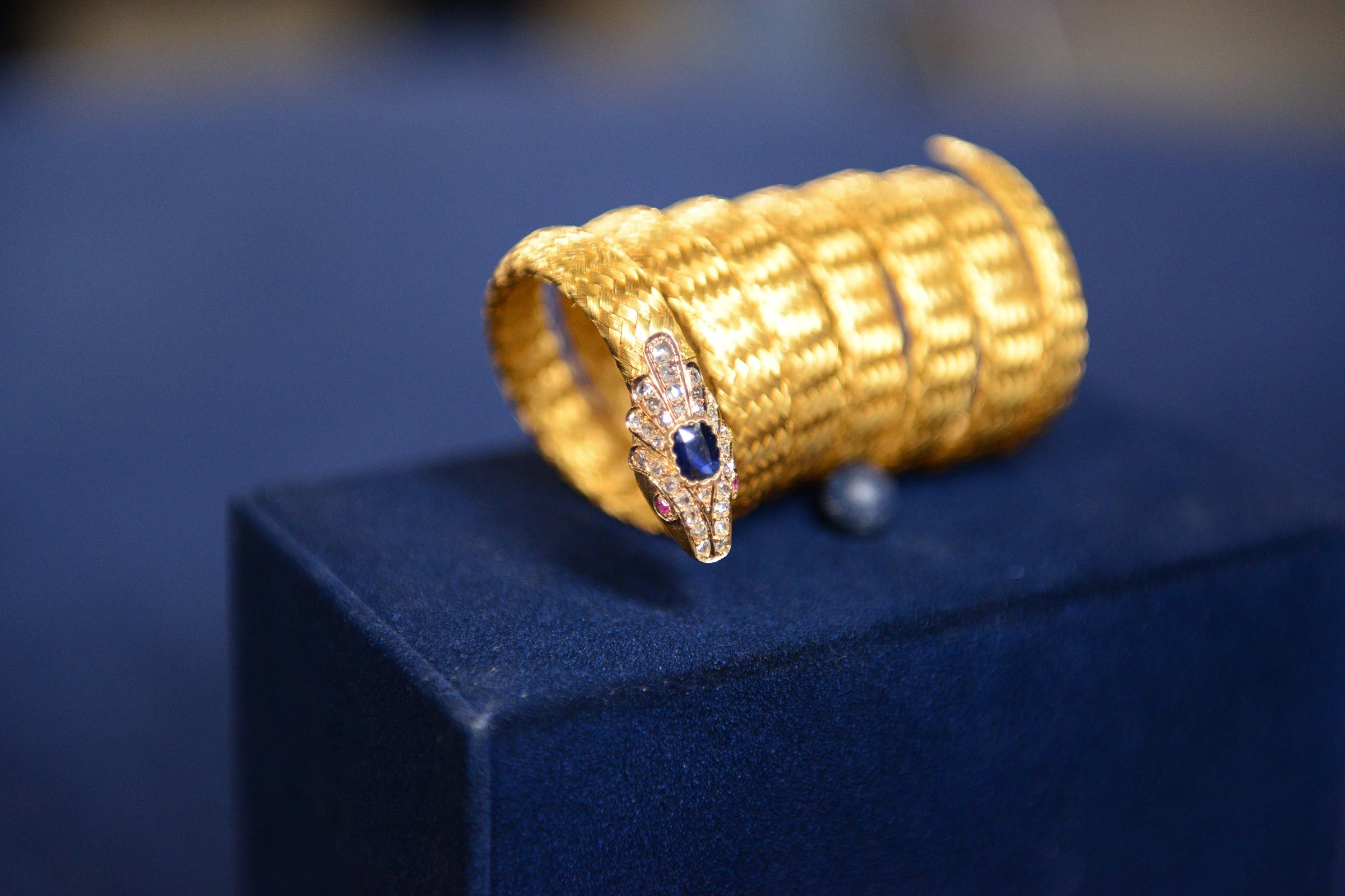 Most expensive jewelry on deals antiques roadshow