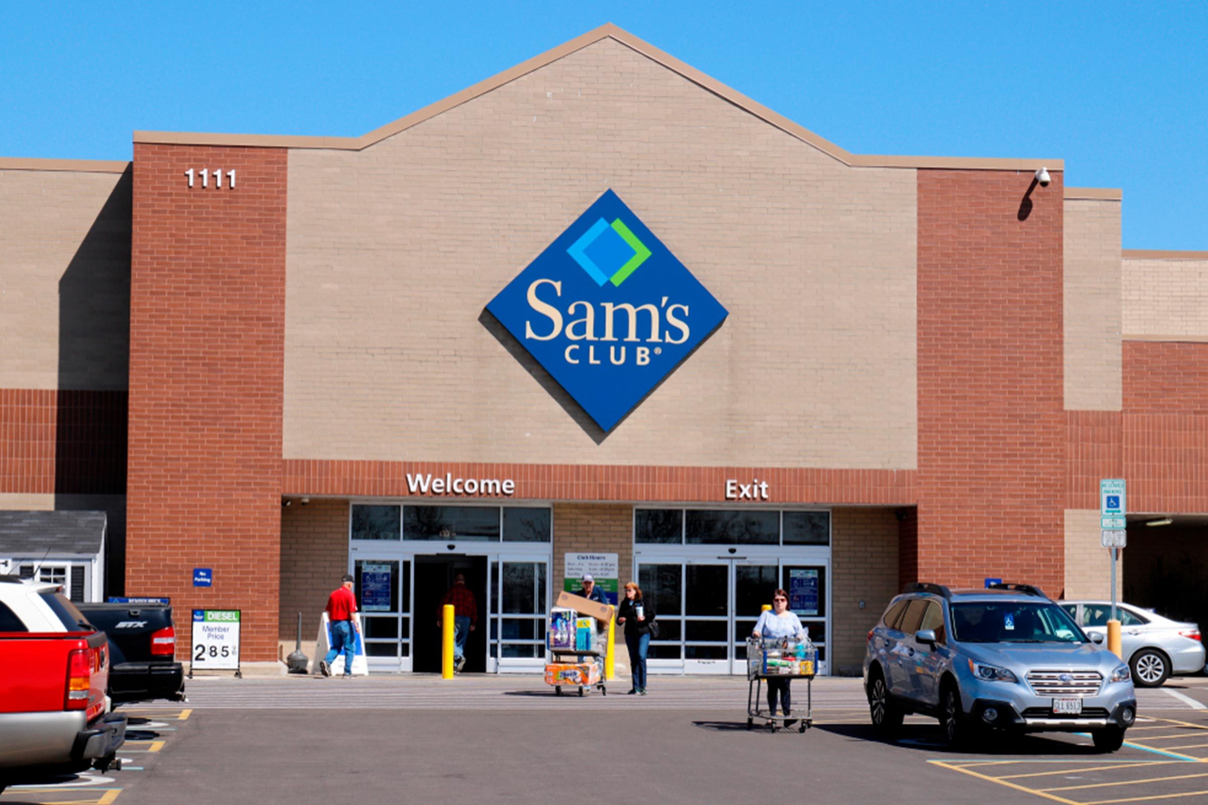 The Key Differences Between Costco, Sam's Club, and BJ's