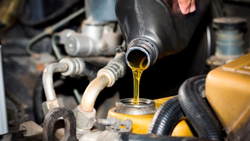 What Happens When You Run Old Oil in Your Car | Reader's ...