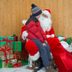This Is How Much Money Mall Santas Actually Make