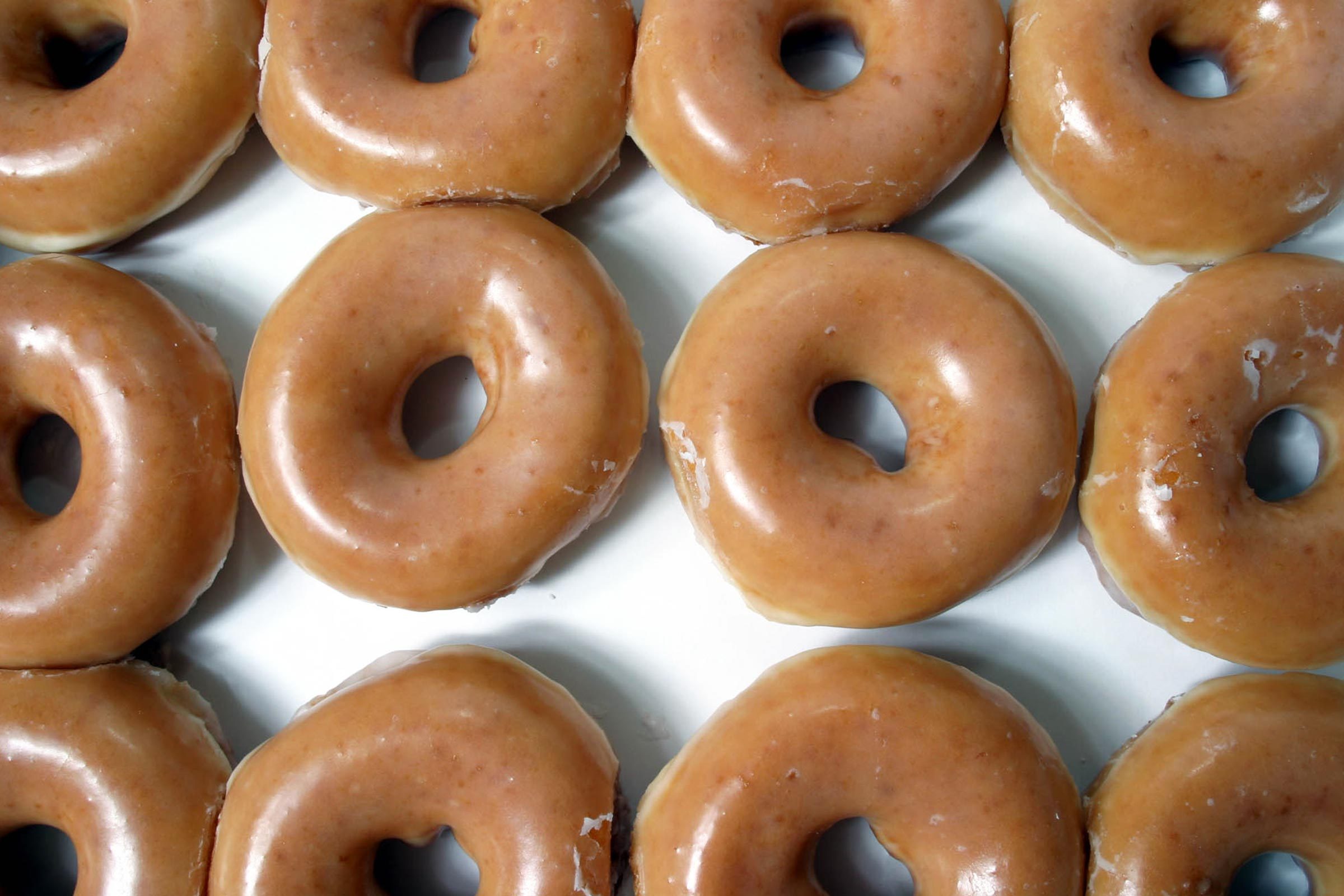 the-secret-to-getting-fresh-krispy-kreme-doughnuts-reader-s-digest