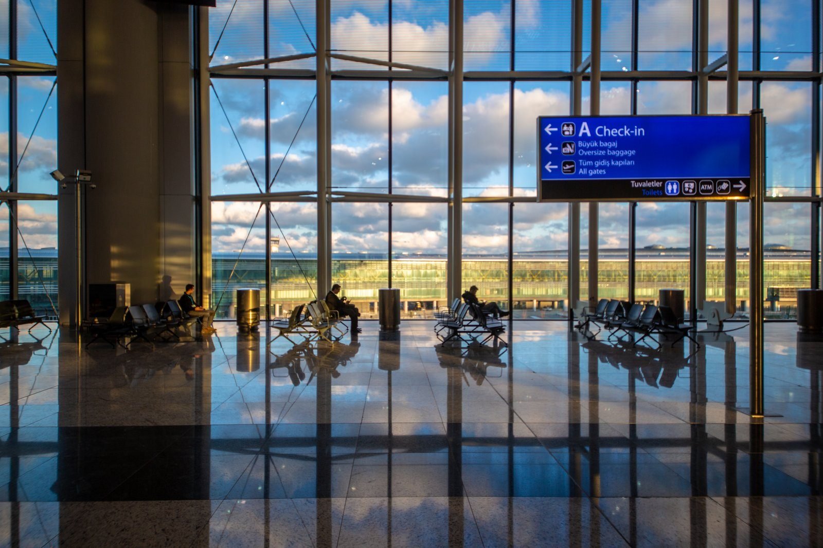 Take a Peek Inside the Biggest Airport in the World | Reader's Digest
