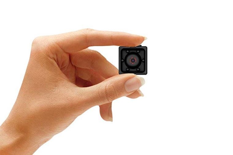 lapel spy camera