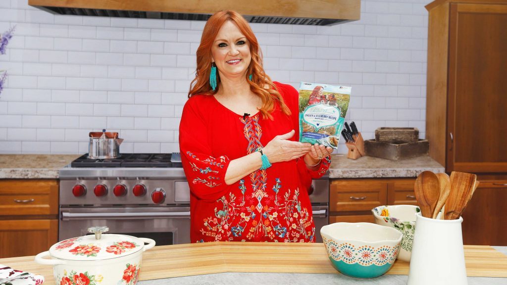 What Ree Drummond Loves To Make For Halloween Reader S Digest