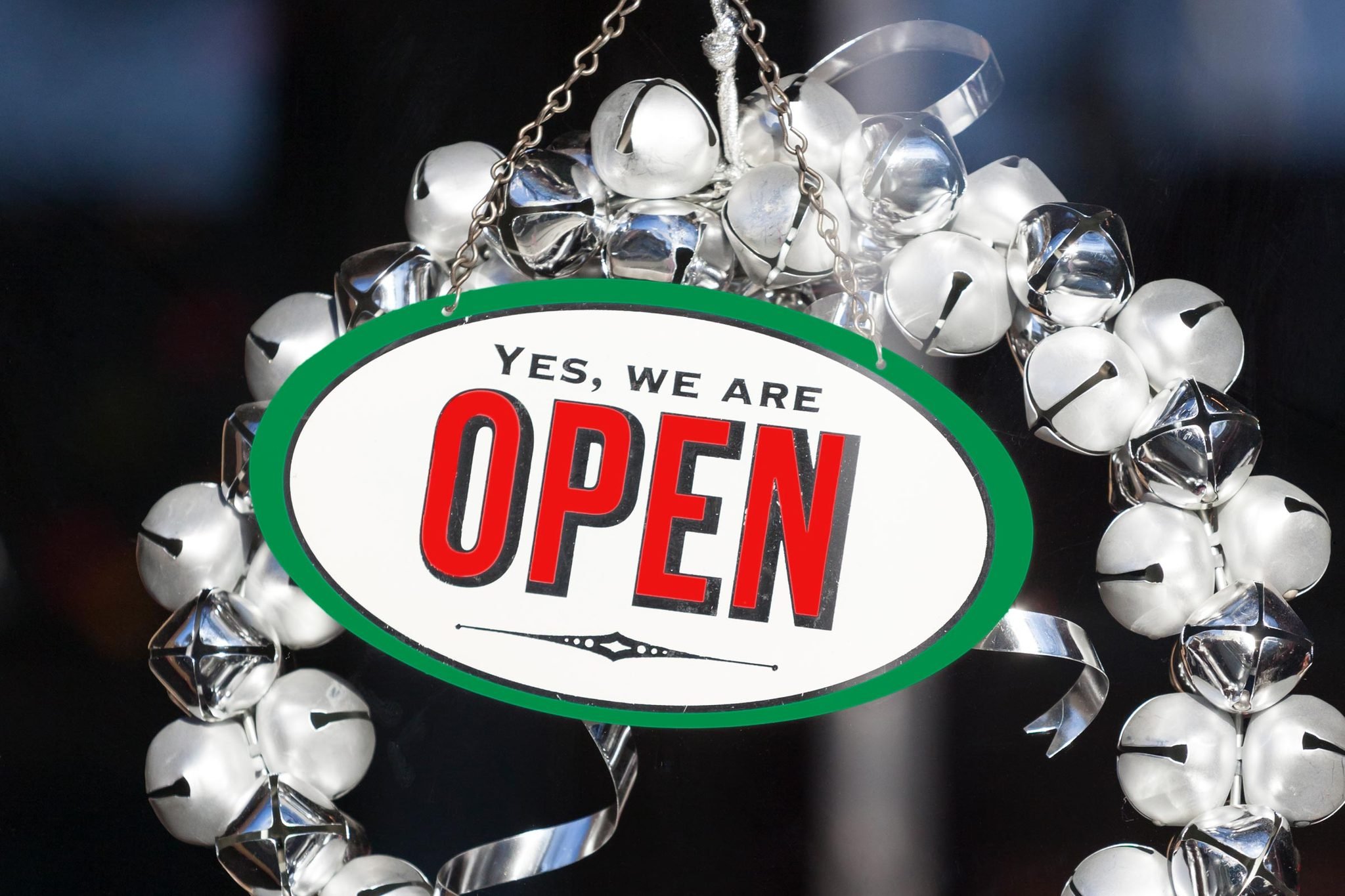 32 Store Open on Christmas Day 2022 | Reader&#039;s Digest