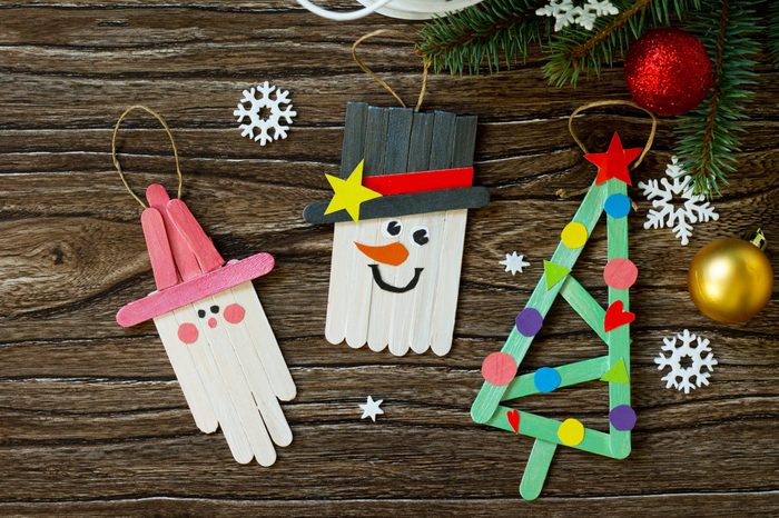 Easy Christmas Ornament Crafts for Kids | Reader's Digest