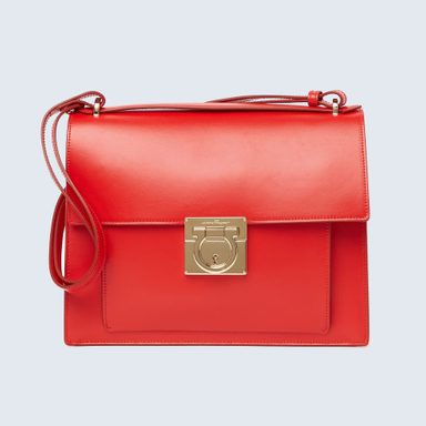 16 Classic Handbags Every Woman Should Own | Reader's Digest