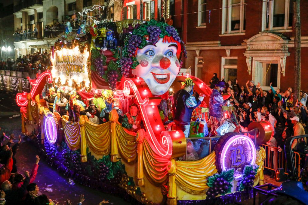 Why Do Mardi Gras Float Riders Have to Wear Masks? | Reader's Digest