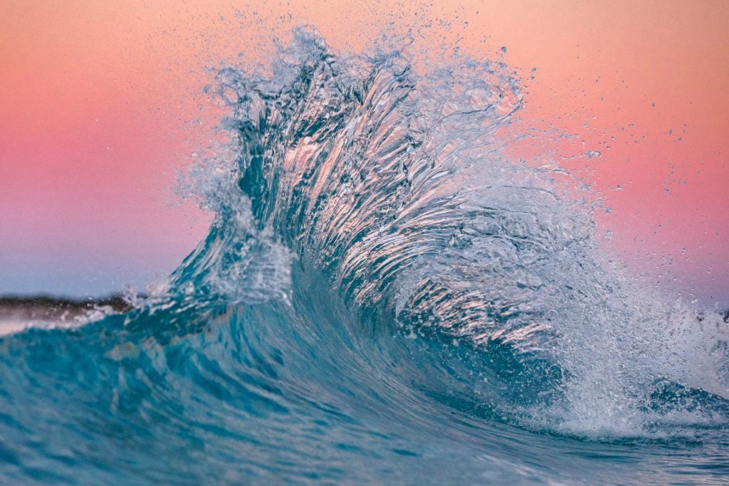 Breathtaking Wave Photos You Won't Believe Are Real