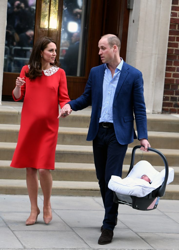 This Is Why Prince William and Kate Middleton Rarely Show PDA | Reader ...