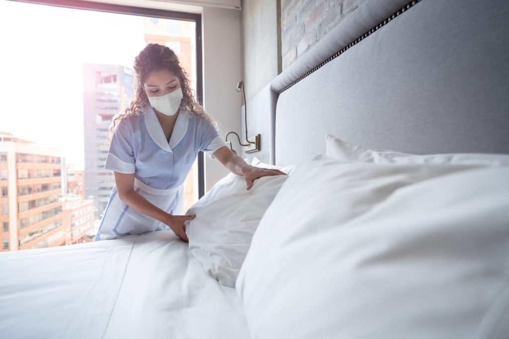 How Professional Cleaners Can Tell If A Hotel Room Is Clean Readers