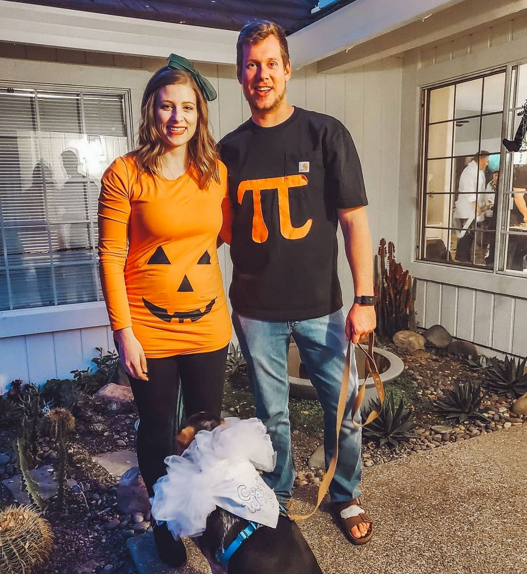 50 Clever Halloween Costumes For Couples  Couple halloween costumes, Easy  couple halloween costumes, Couples costumes