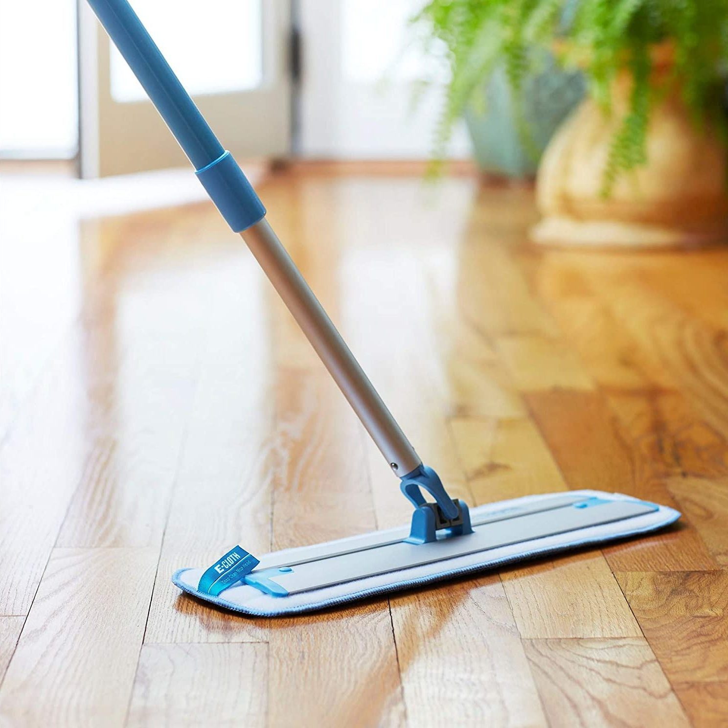 Review: This Microfiber Mop Is My Cleaning Tool Go-To