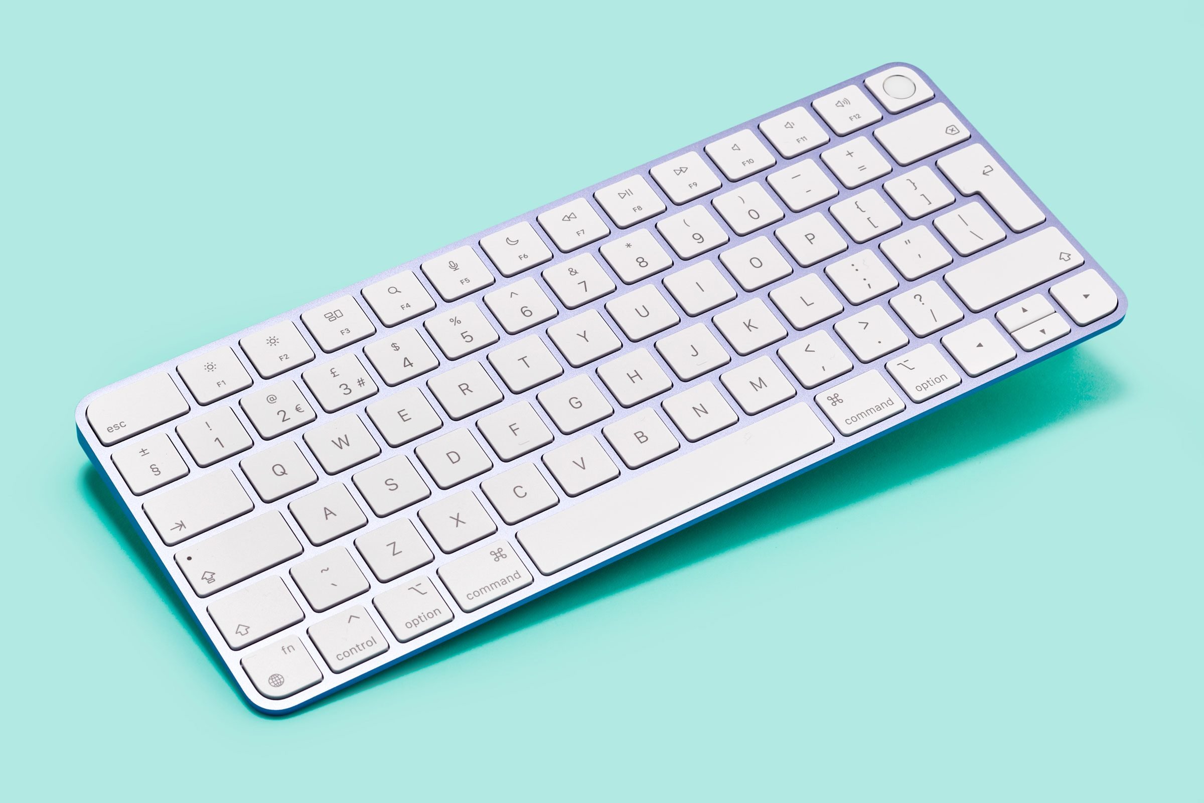 Mac Shortcuts in 2023: Helpful Keyboard Shortcuts to Know