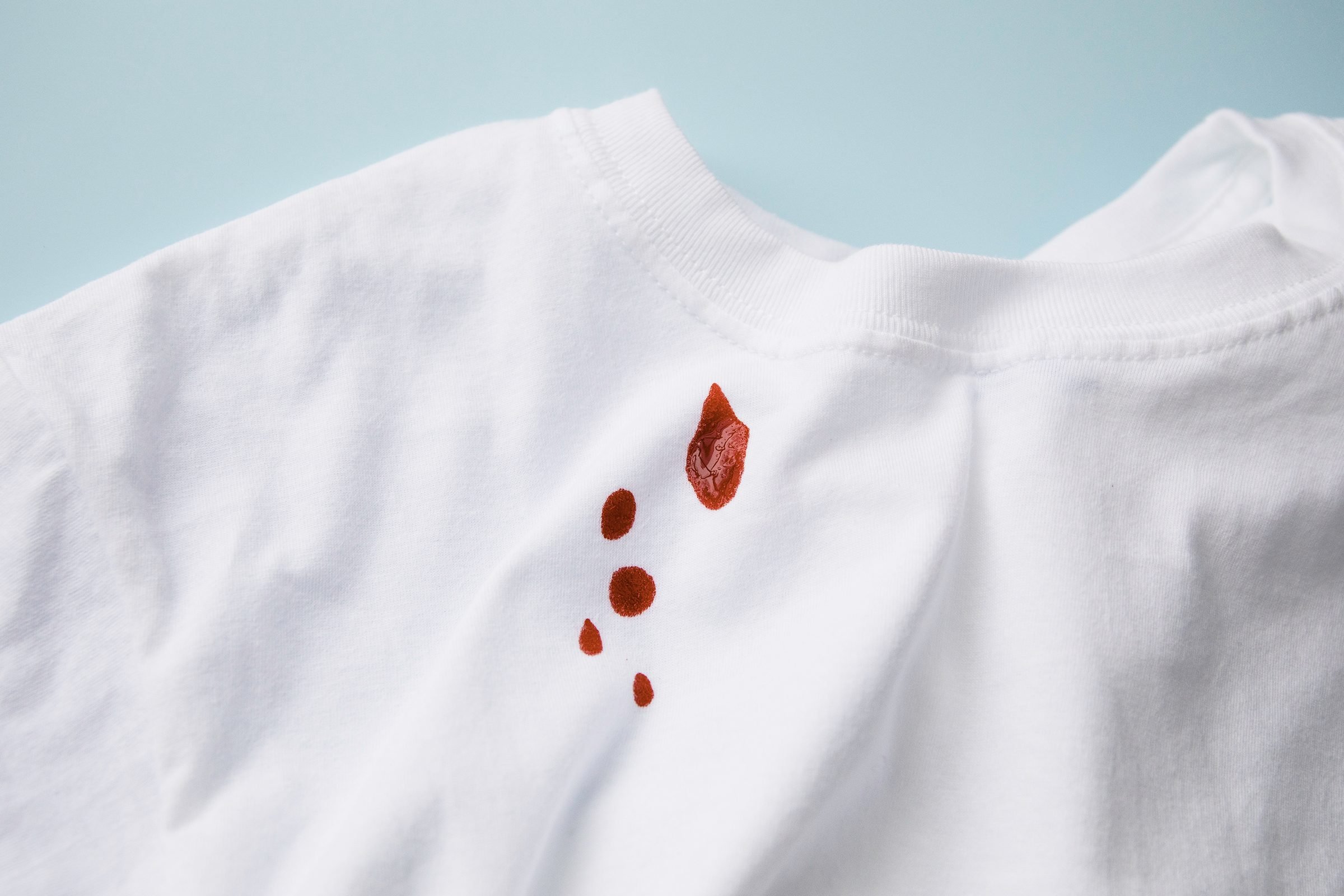 How to remove old dried blood stains from white shirts and clothes easily -  Mr Oden 