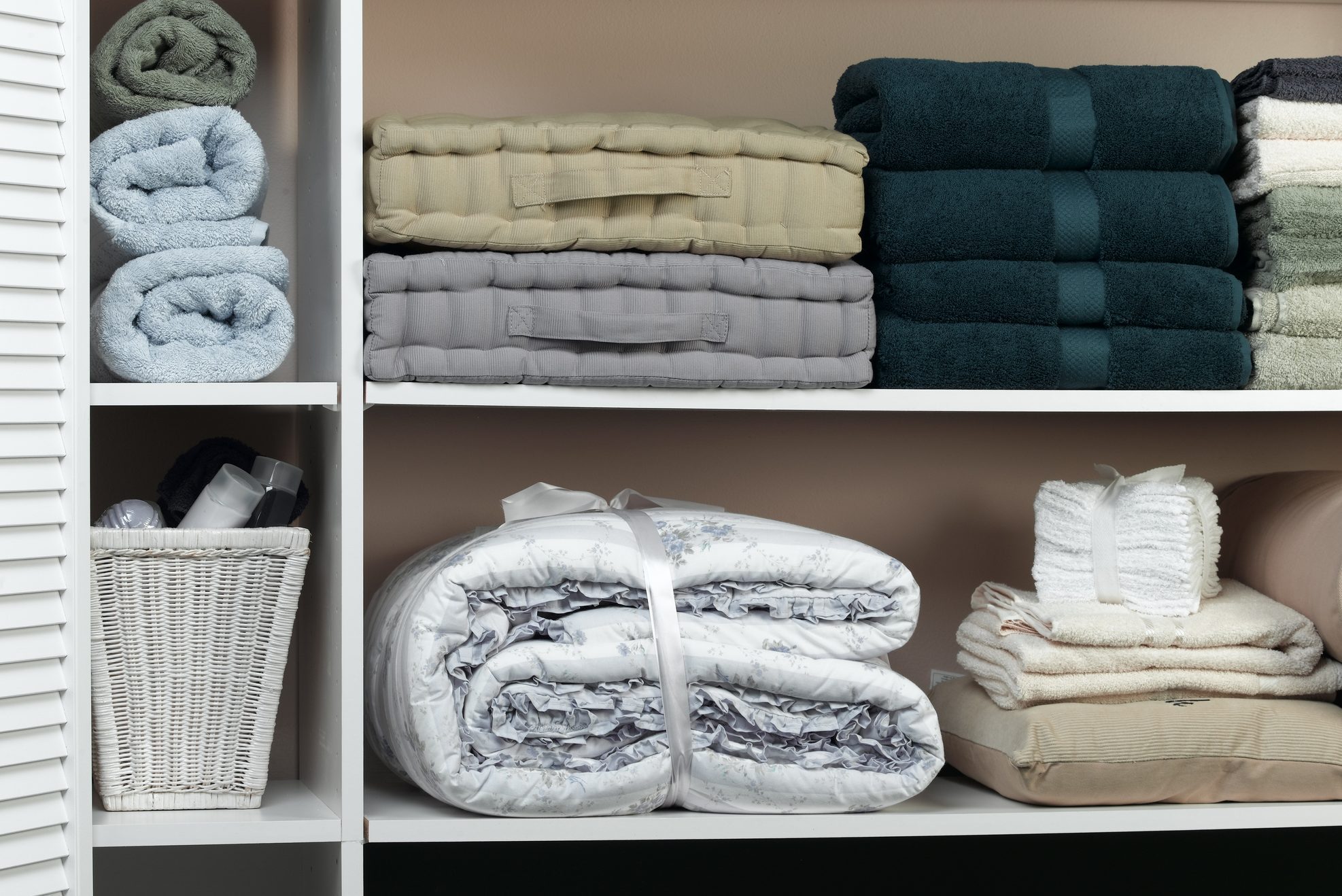Linen Closet Organization with Baskets: A simple way to eliminate