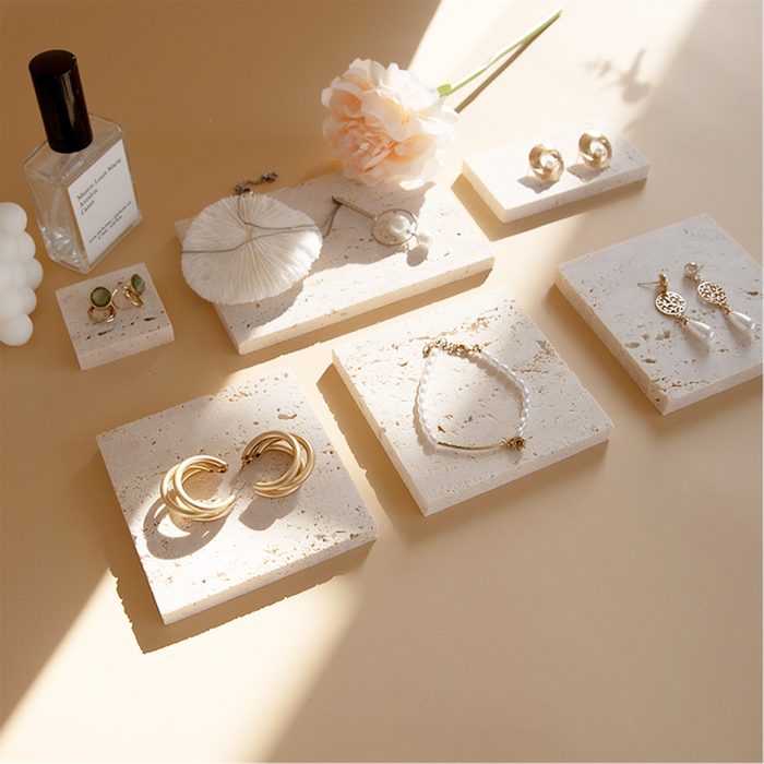 Ikee Design® Natural Wood Rotating Jewelry Earring Storage Display