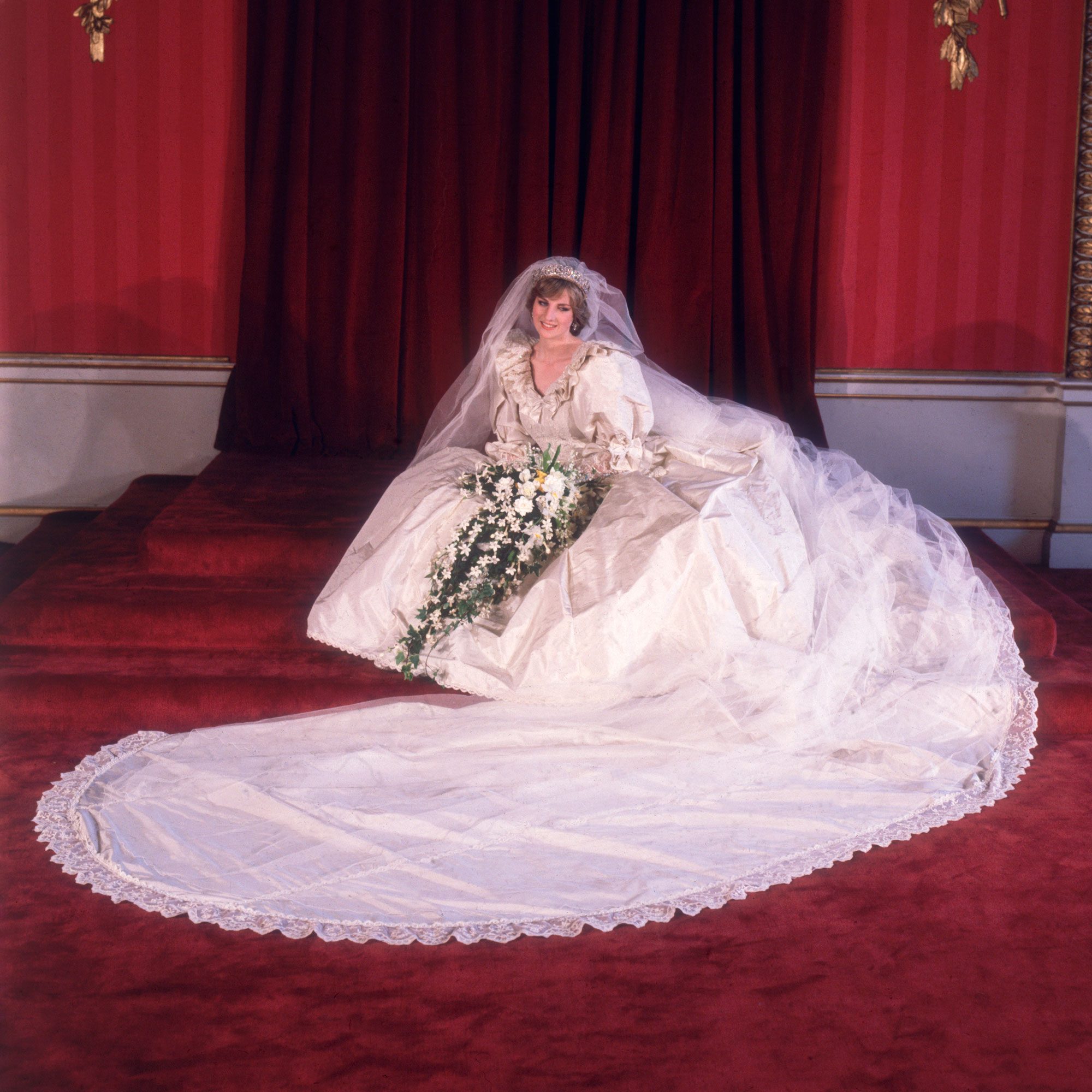 Princess Diana's Wedding Dress: All the Details