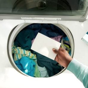 Wad-Free® helps save energy on laundry day, drying sheets up to 75