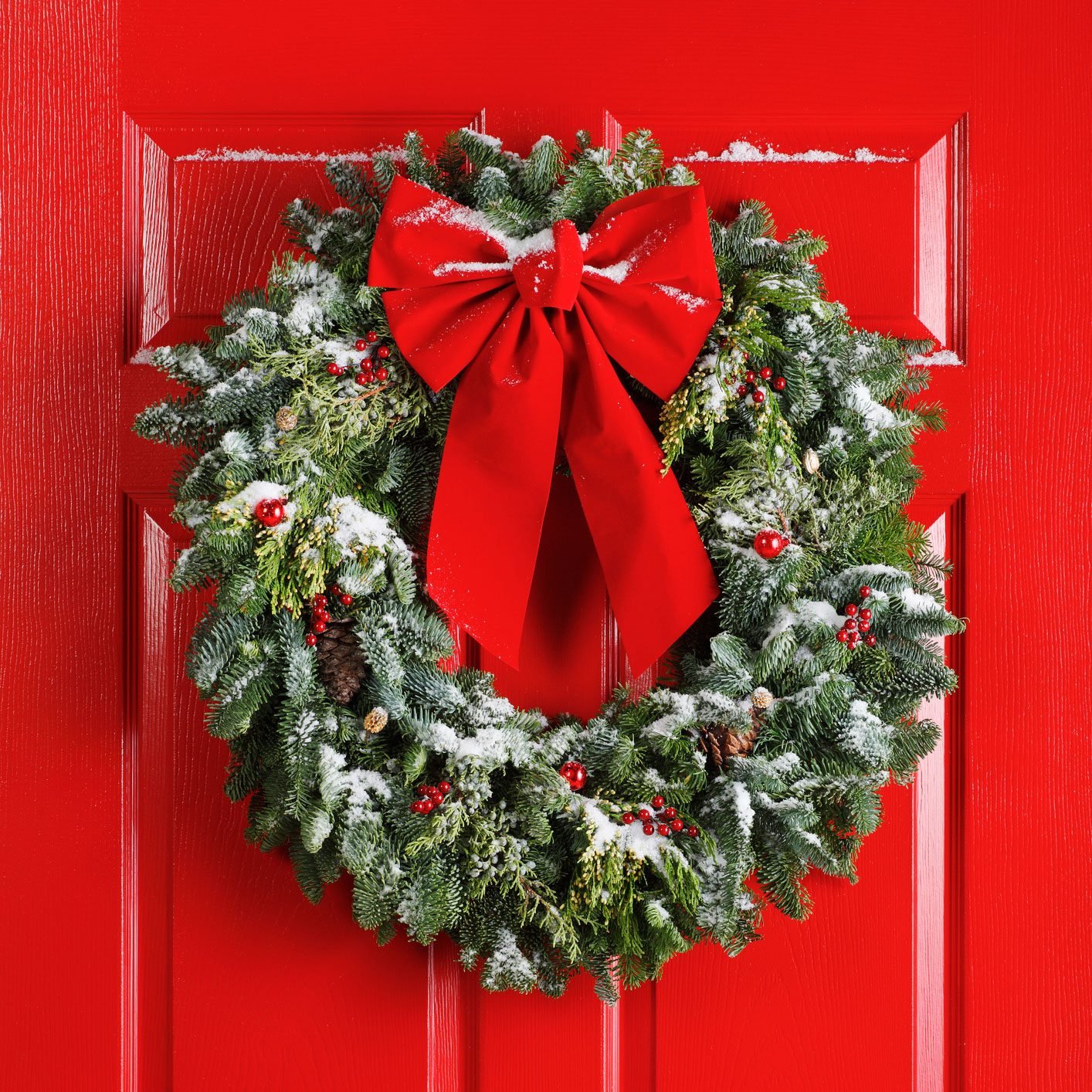 DIY Red and Green Pom-Pom Christmas Wreath - Design Improvised
