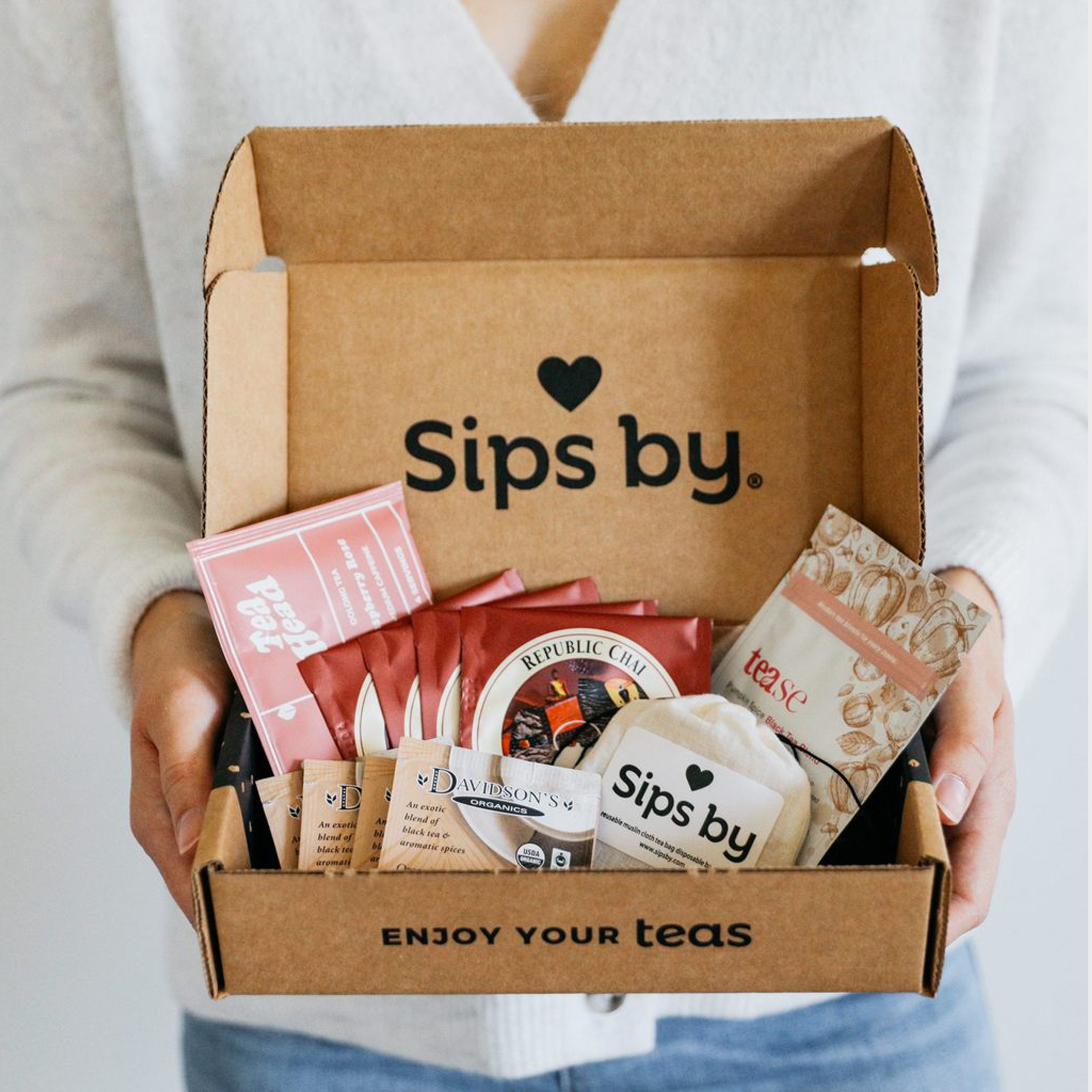17 Best Subscription Boxes for Travelers in 2024 » Local Adventurer  Gift  subscription boxes, Best subscription boxes, Subscription boxes
