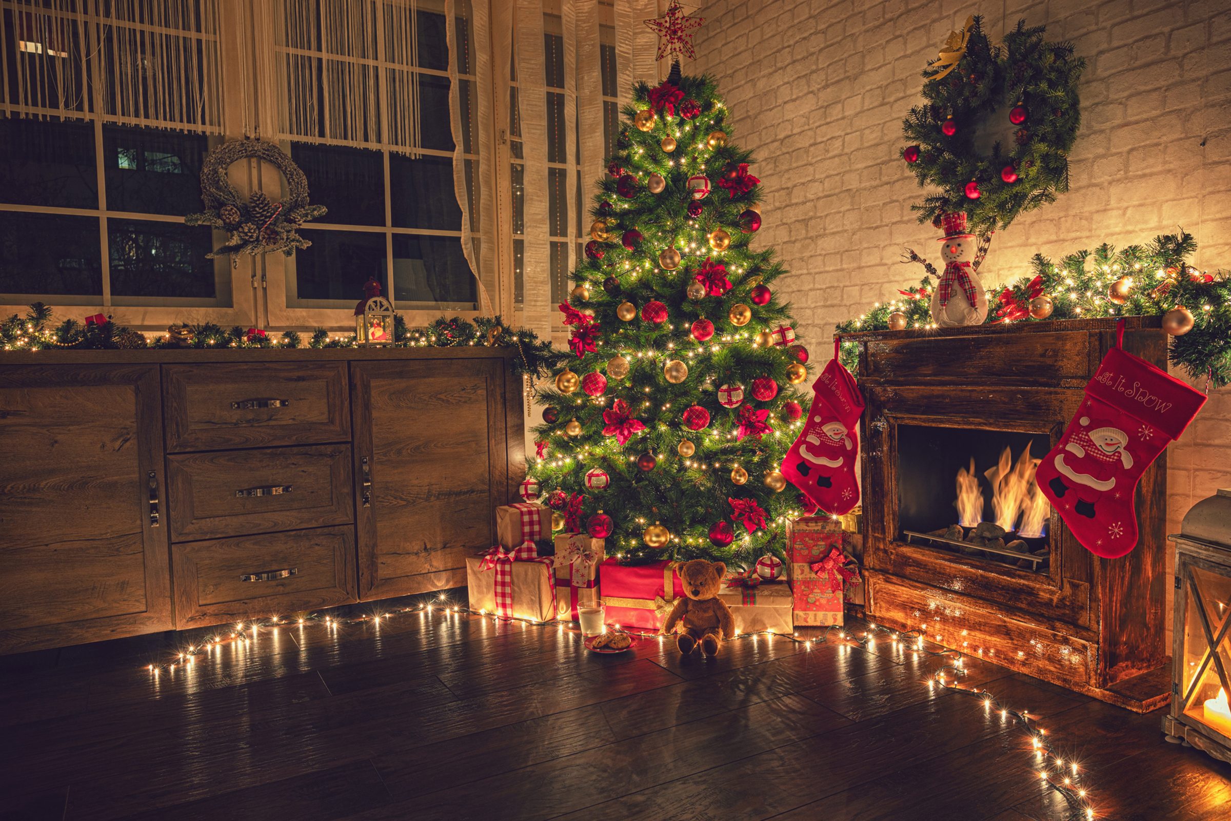 45+ Christmas Lights In Living Room 2021