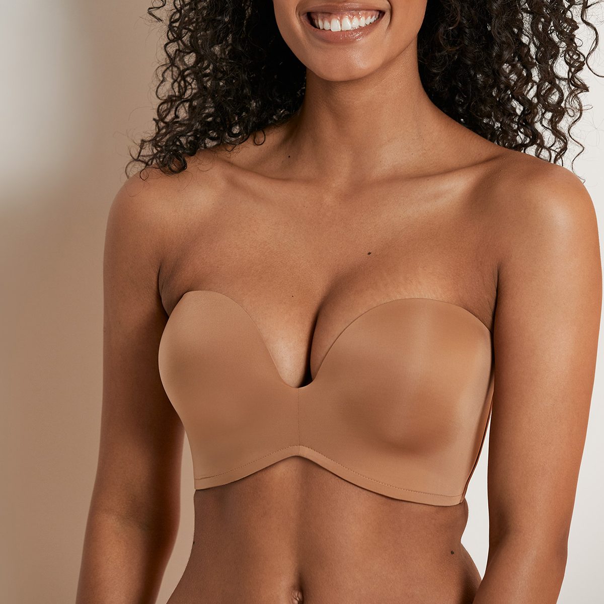 The Best Strapless, Backless + Sticky Bras, Bra Expert Kimmay Caldwell