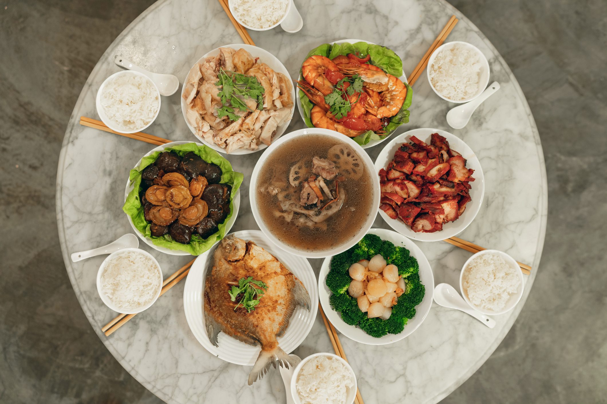 8 lucky foods to eat on Lunar New Year's Eve