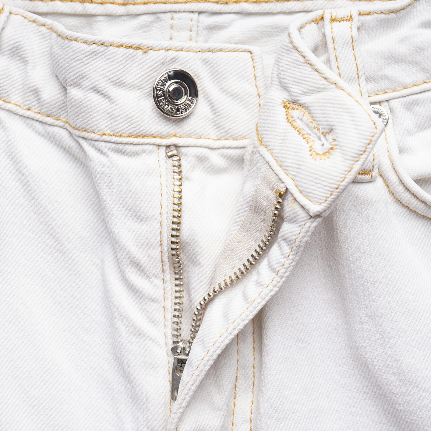 25 Best White Jeans for Women to Wear in 2024