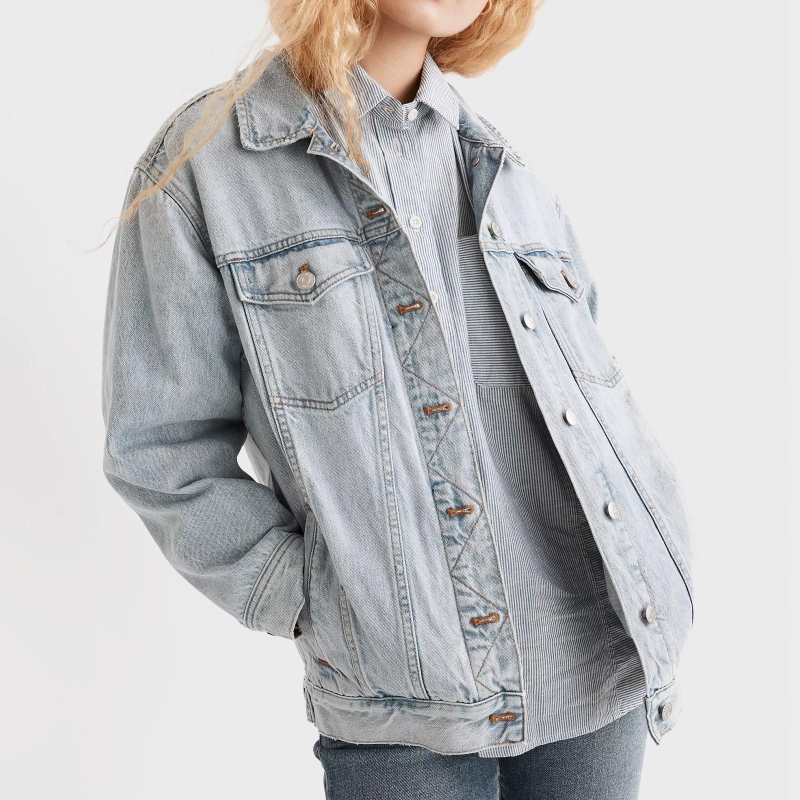 20 Best Jean Jackets For Women To Buy In 2023 Womens Denim Jackets 