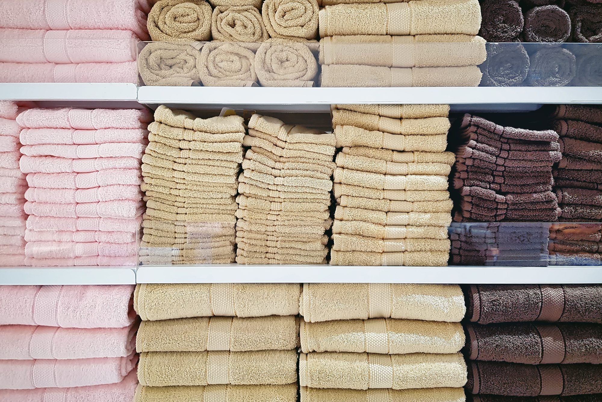 Internet-Favorite Towel Brand Onsen Just Dropped Plush, Hotel